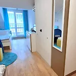 White Rose Guest Otel Burgaz