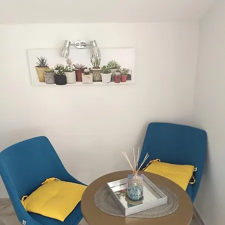 White Rose Guest Otel