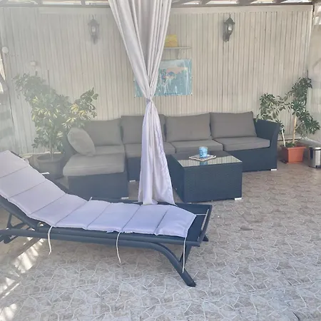 White Rose Guest Otel Burgaz