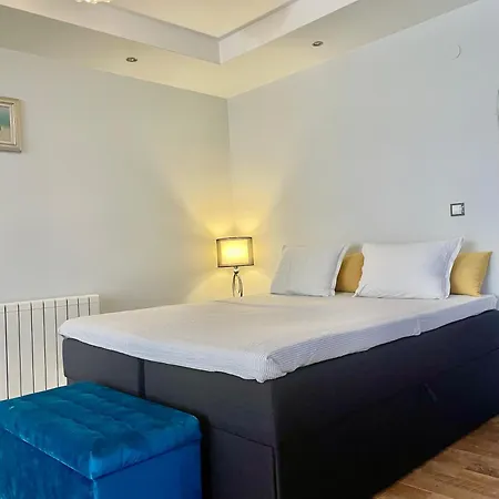 Hotell White Rose Guest