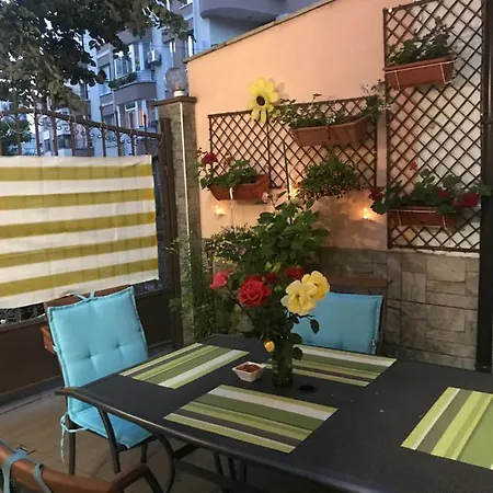 Otel White Rose Guest Burgaz