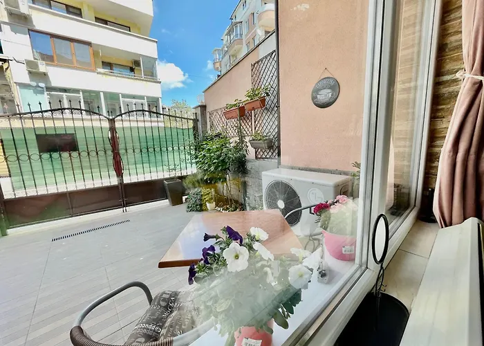 Hotel White Rose Guest