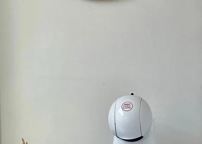 White Rose Guest 2* Burgas City